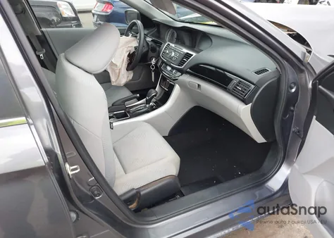 2017 Honda Accord Lx из США, поврежденный, VIN 1HGCR2F35HA211525